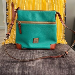 Dooney & Bourke Pebble Grain Crossbody NWOT